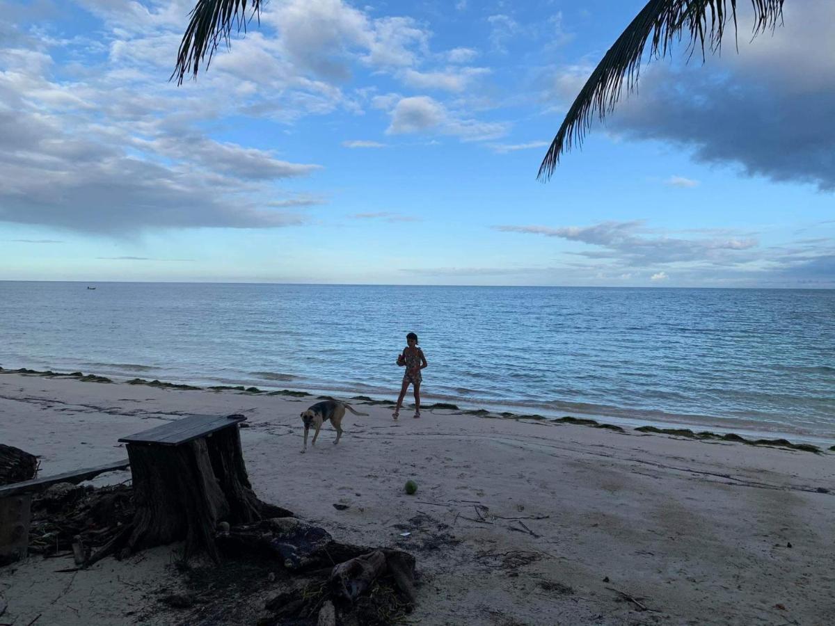 Chez Gigi - Eco Lodge マアウアル エクステリア 写真