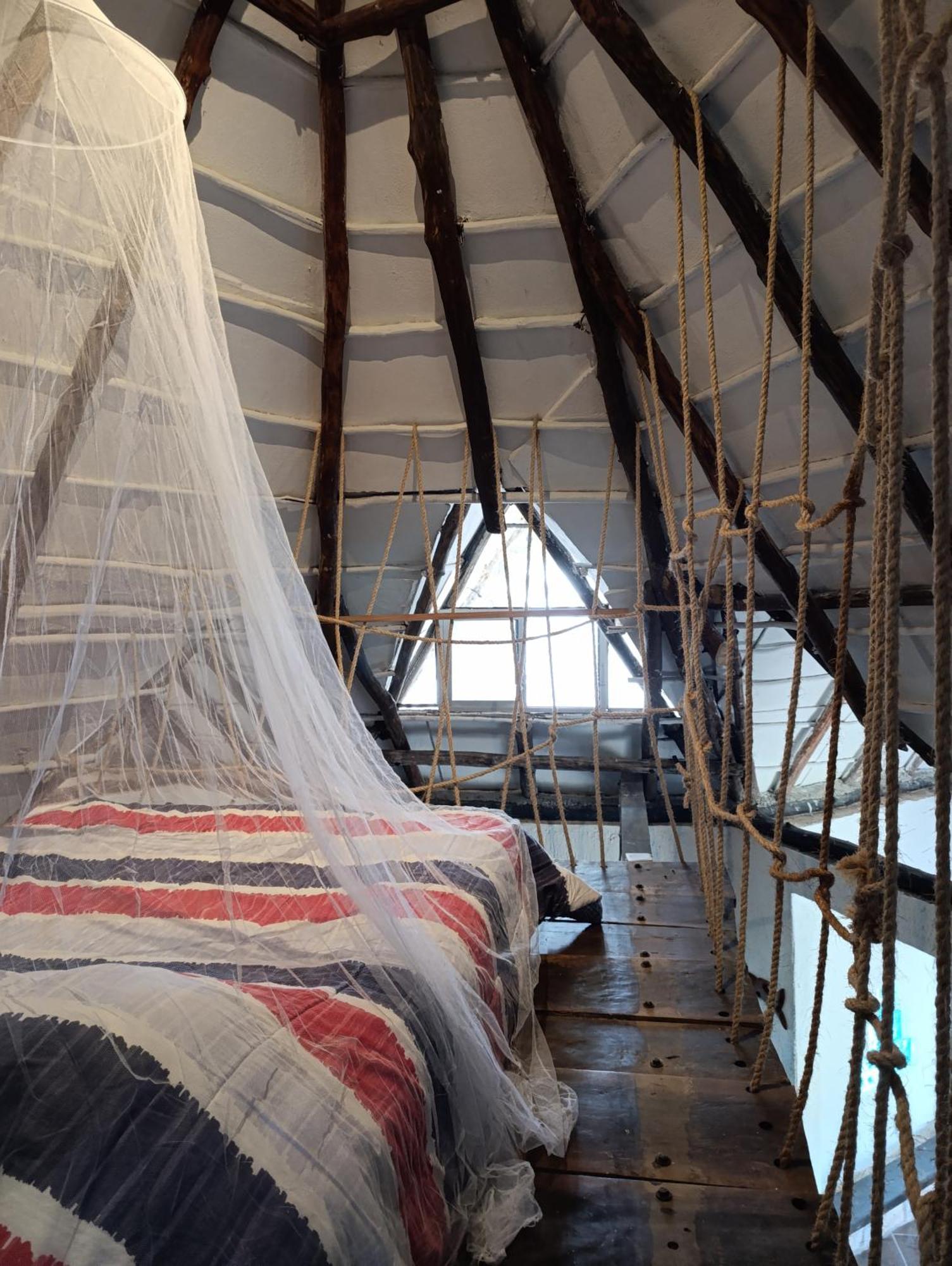 Chez Gigi - Eco Lodge マアウアル エクステリア 写真