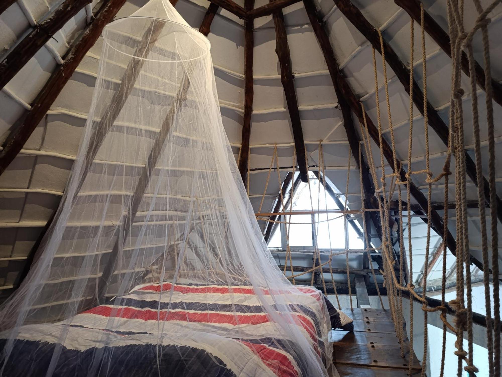 Chez Gigi - Eco Lodge マアウアル エクステリア 写真