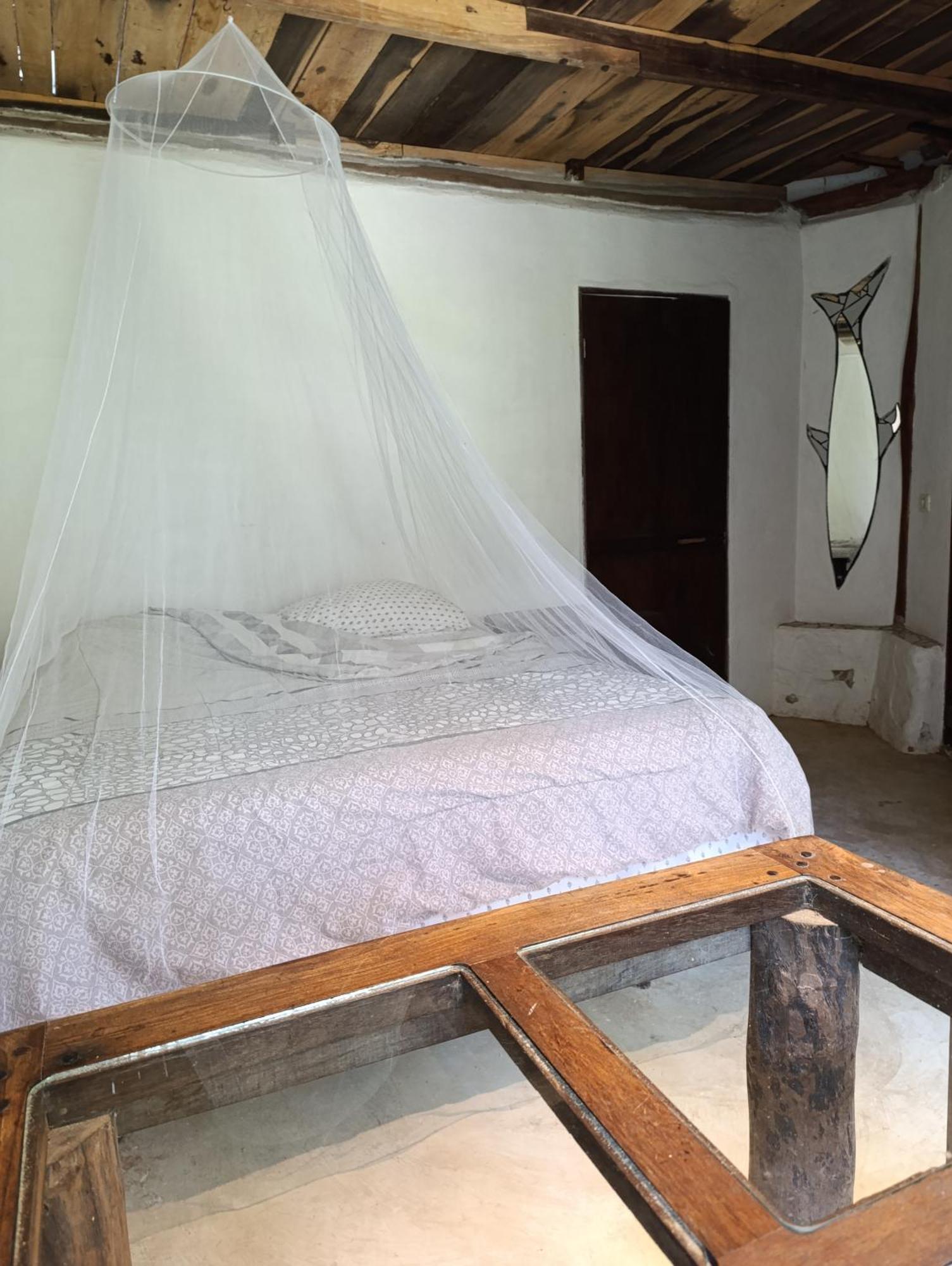 Chez Gigi - Eco Lodge マアウアル エクステリア 写真
